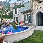 The Comelly Alacati Szálloda Çeşme