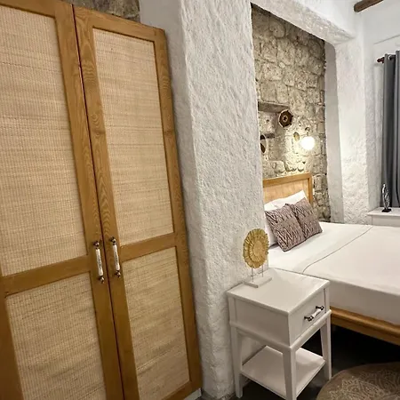 The Comelly Alacati 3*