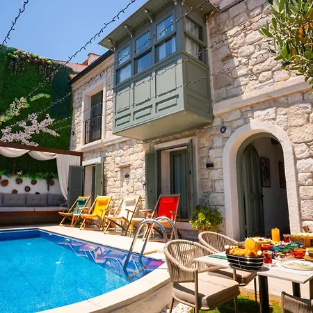 Otel The Comelly Alacati