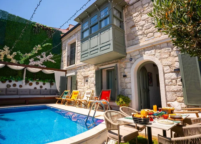 Otel The Comelly Alacati