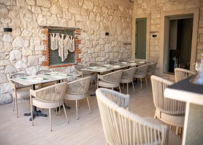 Otel The Comelly Alacati 3*