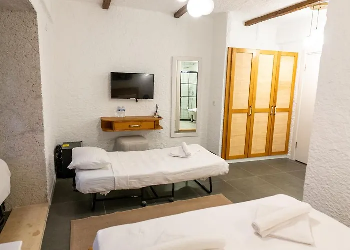 The Comelly Alacati Otel Çeşme
