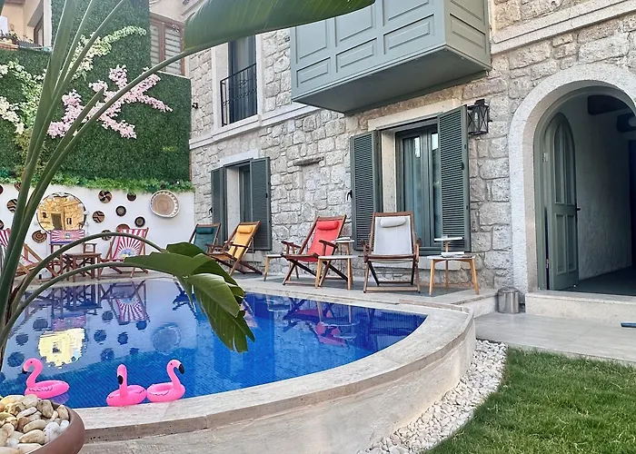 The Comelly Alacati Otel Çeşme